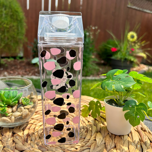 Bouteille style carton lait avec mignonne petite vache, Gobelet en plastique pour boissons froides