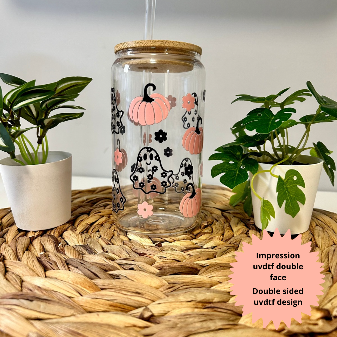 Verre à café glacé avec mignons fantômes au design floralVerre à café fantômes floral, Tasse en verre fantômes d'Halloween, Gobelet marguerite et fantôme