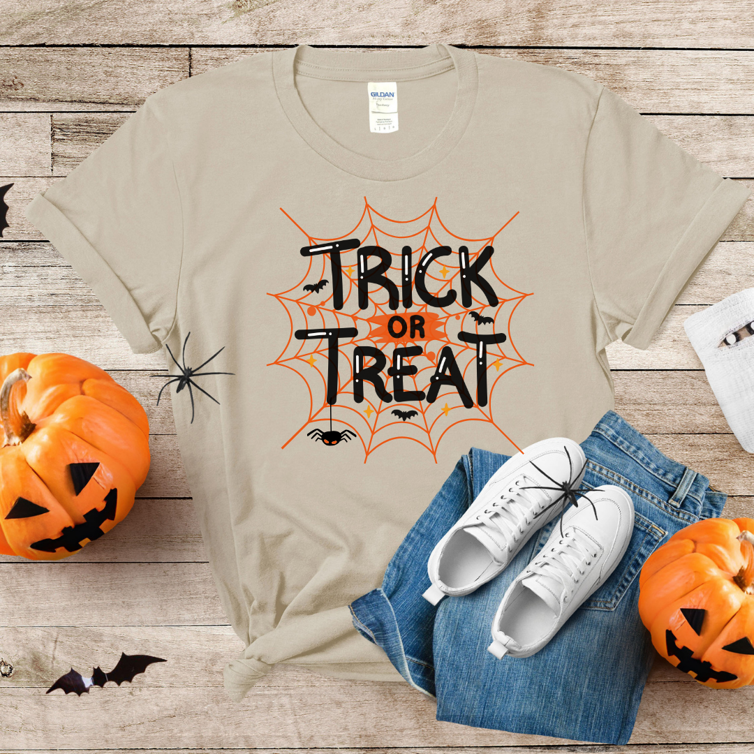T-shirt Halloween Trick or Treats,