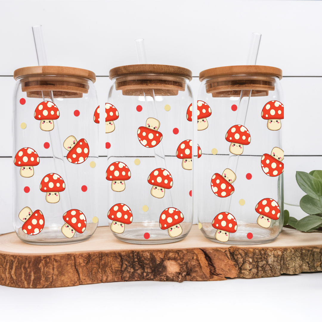 Verre à café glacé avec motif champignons