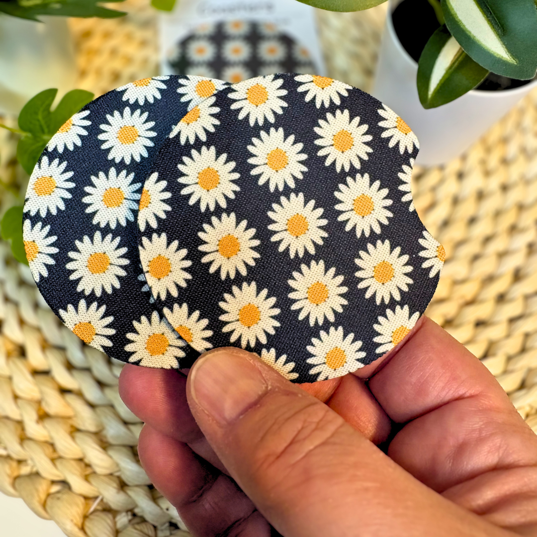Car Coaster Duo - White Daisy Pattern