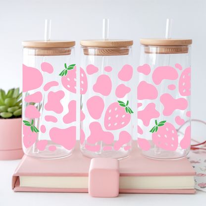 Verre à café glacé avec motifs fraises