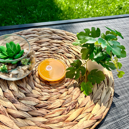 Couvercle en acrylique pour verre 16 oz, couleur orange.