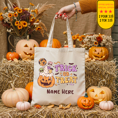 Sac fourre-tout d'Halloween personnalisé avec le nom de l'enfant, illustration de citrouilles et inscription "Trick or Treat", en coton naturel.