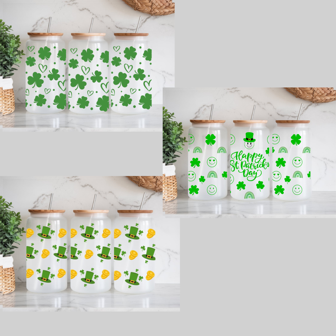 Fiche démontrant les différents modèles de verre à boissons froides avec couvercle de bambou et paille de verre avec design St-Patrick